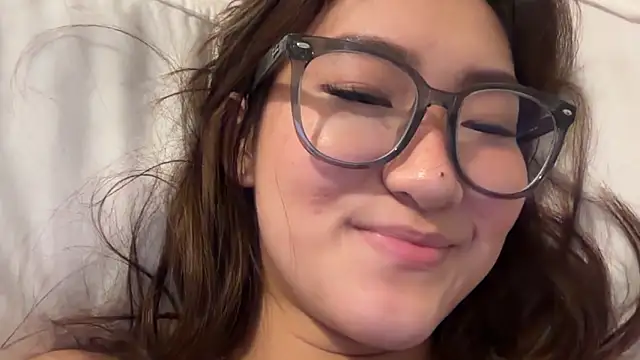 AlishaCheng Chat XXX live