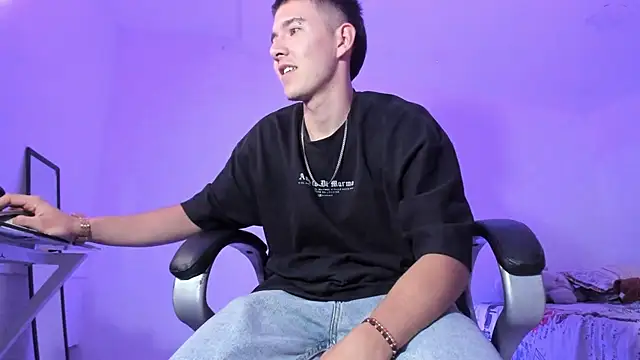 Aleck_Boy 在線直播表演