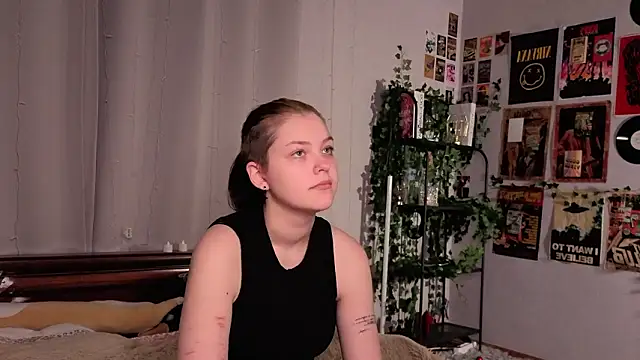 BevHanniのライブXXXチャット