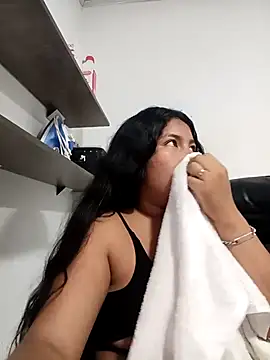 Sweet-Dirty-Storm Chat XXX live