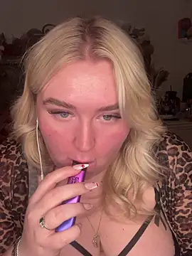 TwoWayT_xx Chat XXX live