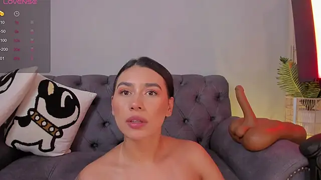 EllieMitchell Live XXX-chat