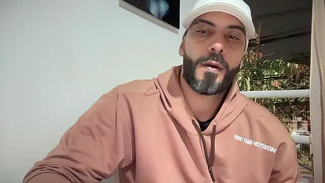 romeolovedark Chat XXX live