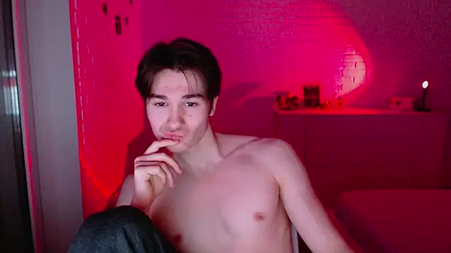 MarkusDean's Live XXX Chat