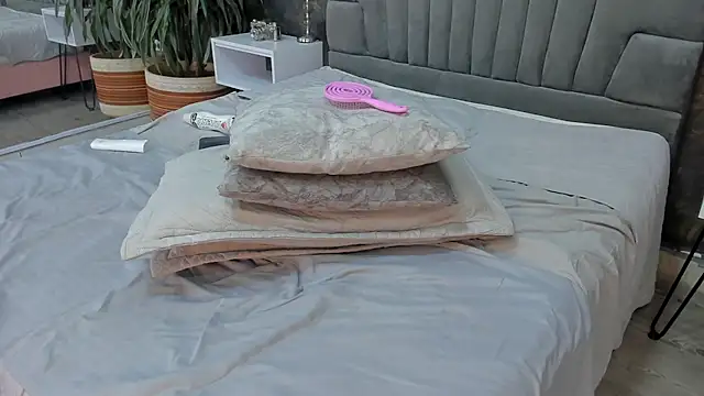 isa_lancaster live XXX chat