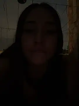 แชท XXX สดของ emily_layton