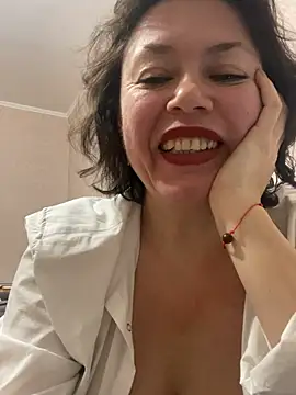 Kiramagic live XXX chat