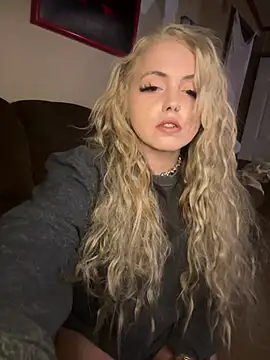 JuicyExxxperience Live XXX Chat