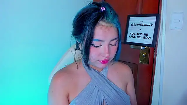 sophiievv: онлайн-секс-чат