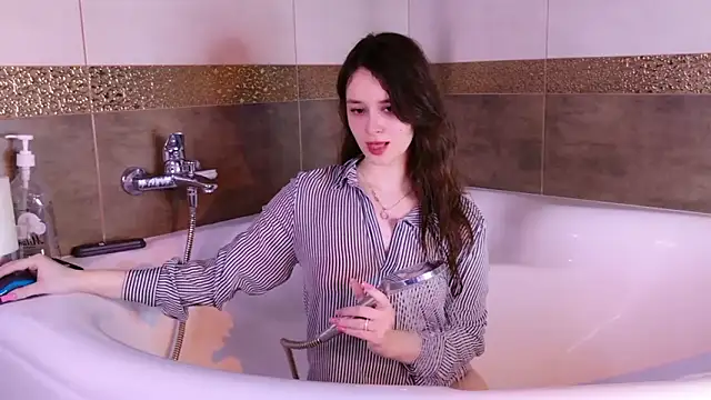 EvaSwen 现场XXX聊天