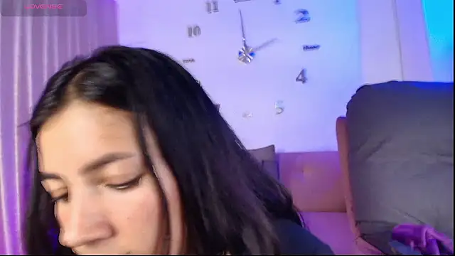 دردشة KamyGlam الجنسية المباشرة