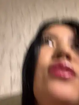 Chat +18 de DulcePiink ao vivo