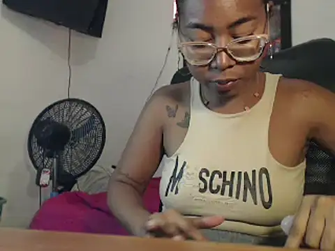 Chatroom XXX en direct de girl_sexy27