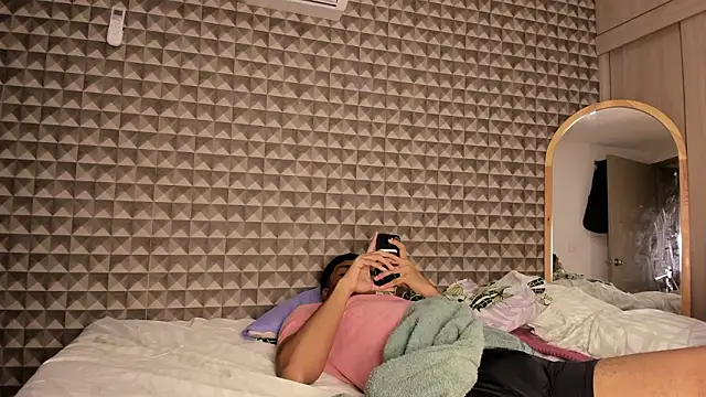 Онлайн чат XXX Keinner_BigDick