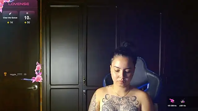 แชท XXX สดของ jaydensalvatore_