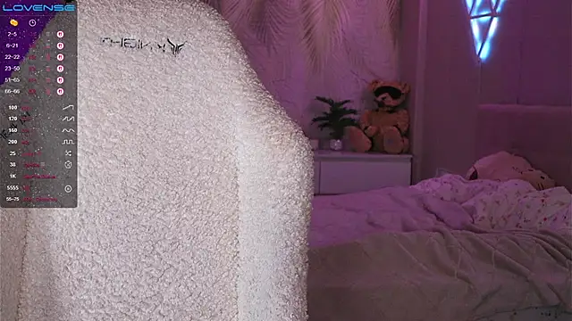 Break-me-Shake-me live XXX chat