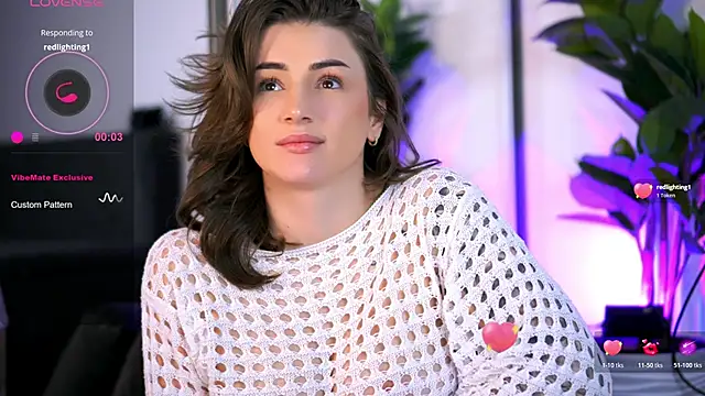 BabbyAisha: онлайн-секс-чат