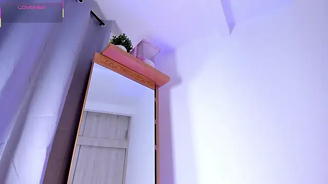 Niky_Vega: онлайн-секс-чат