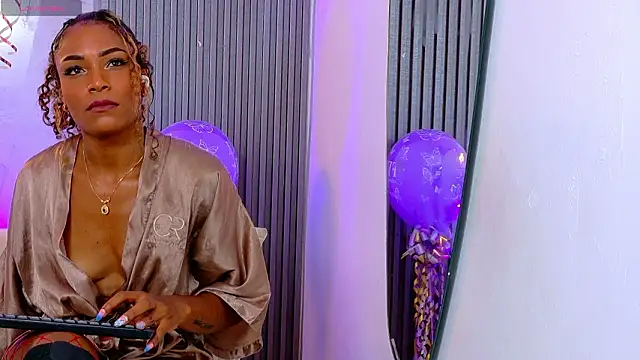 kiaratentation 现场XXX聊天