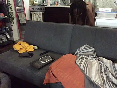 littyleesh1 webkamerás műsora