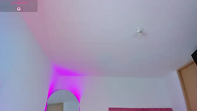 Онлайн чат XXX Janettcruz