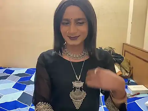 XXX chat uživo modela LuvLayla