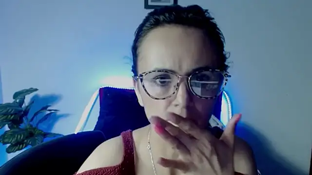 دردشة Juliana__lx الجنسية المباشرة