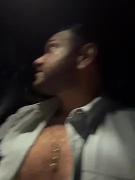 JonJ0 élő XXX-chatje