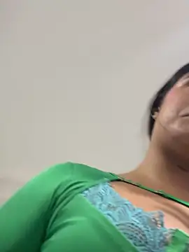 Kaily_Sweet16 élő XXX-chatje