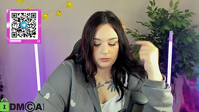 Онлайн чат XXX Mia_R0ss