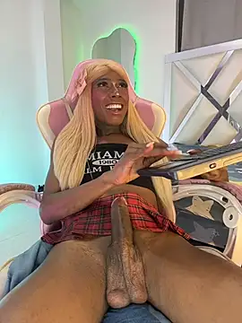 Mara_royal live XXX chat