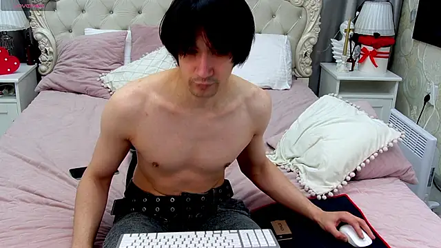 CalvinOwens Adlı Modelin Canlı XXX Sohbeti