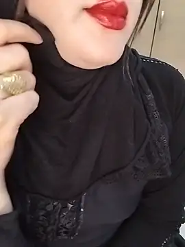 Czat XXX na żywo – Rawya-34