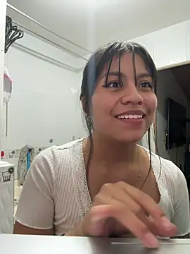 -Selene-: онлайн-секс-чат