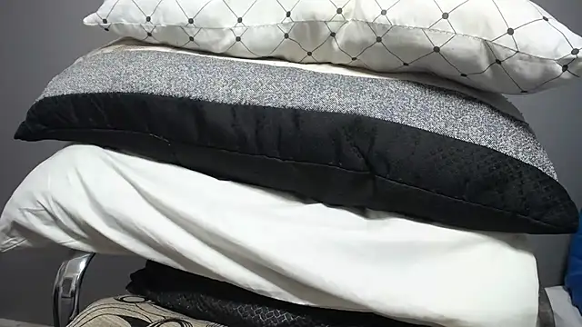 دردشة Rubby4Daddy الجنسية المباشرة