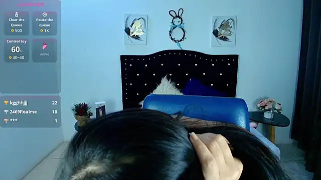 Sara_f_W élő XXX-chatje