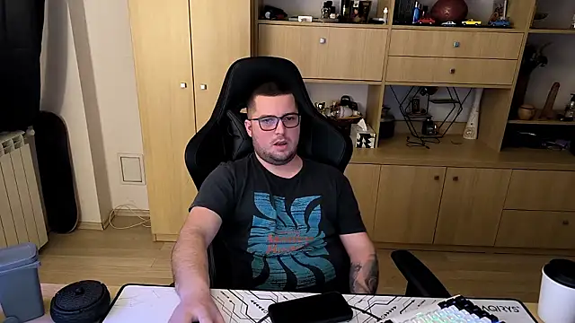 kevinnlovelly 라이브 XXX 채팅