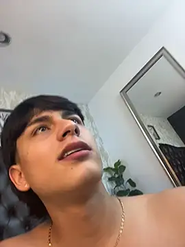 Lander_Cruz Adlı Modelin Canlı XXX Sohbeti