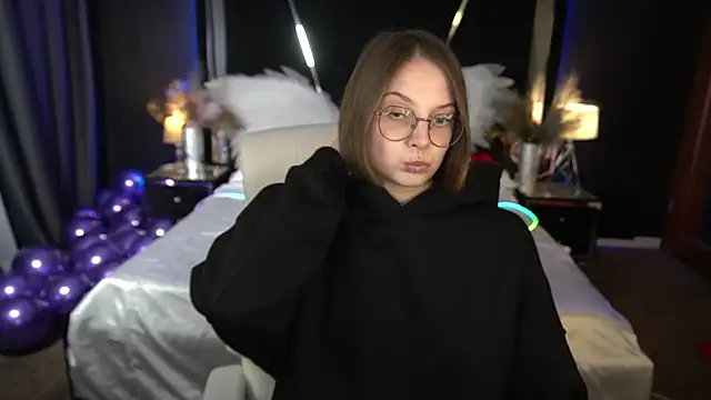 CharlyWines' Live XXX Chat