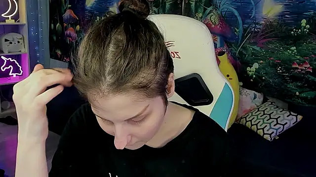 KiraDuvall Chat XXX in diretta