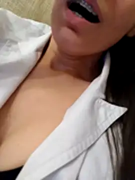 baby_sweet_girl_ élő XXX-chatje