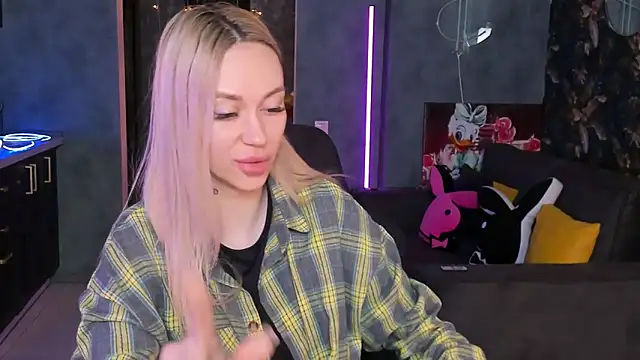 Blckmirrorr live XXX chat