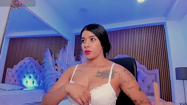 SelenaStonne – Naživo XXX chat