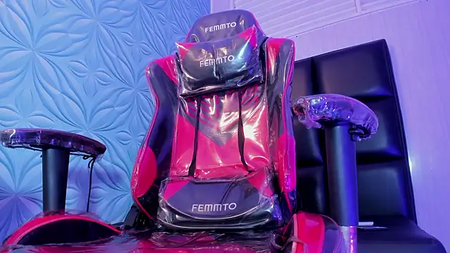 Czat XXX na żywo – Milk_max_18