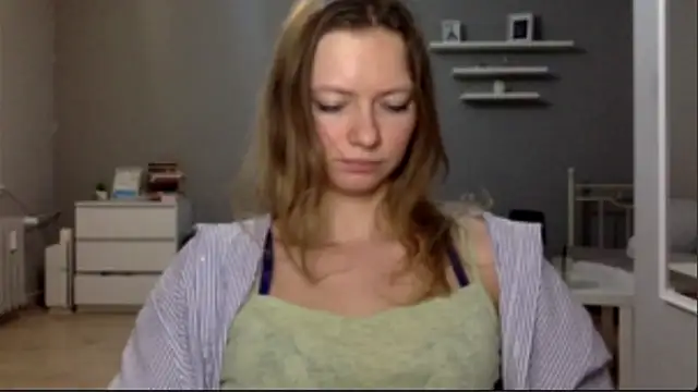 MillieShow live XXX chat