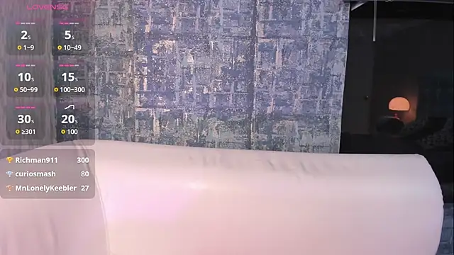 NathalyLeen 即時 XXX 聊天