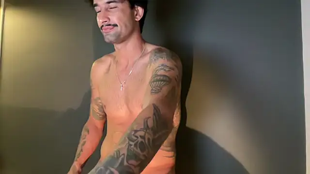 ZeusDelicious Live XXX-chat