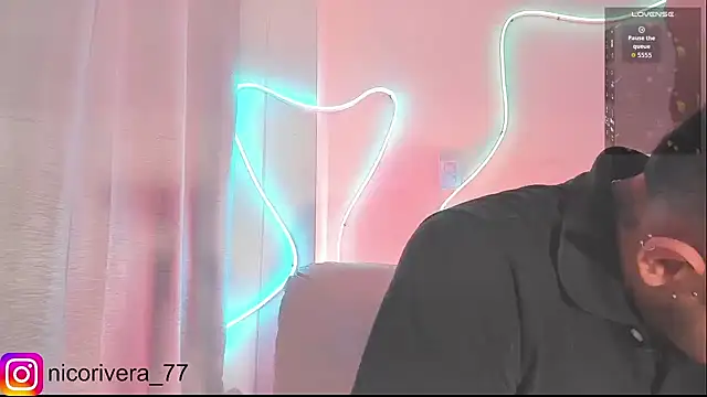 nico_rivera Adlı Modelin Canlı XXX Sohbeti