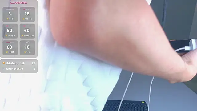 NickiWestt___ Chat XXX live