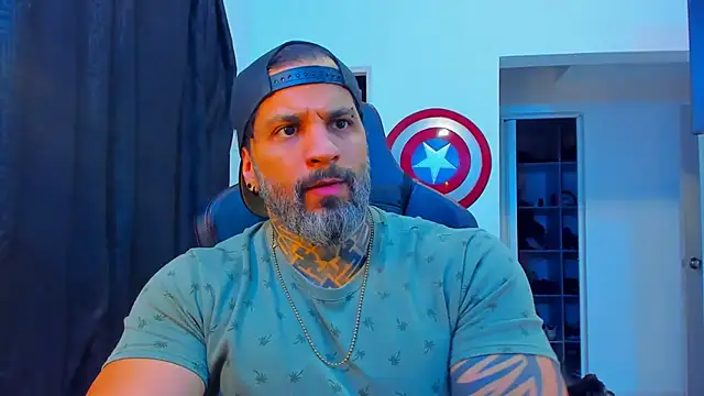 JoshRigby's Live XXX Chat